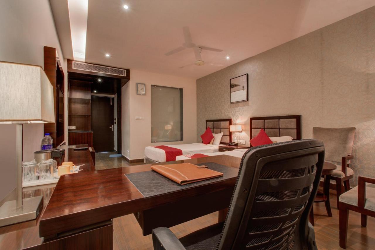 Oyo 3575 The Wave International Hotell Jamshedpur Eksteriør bilde