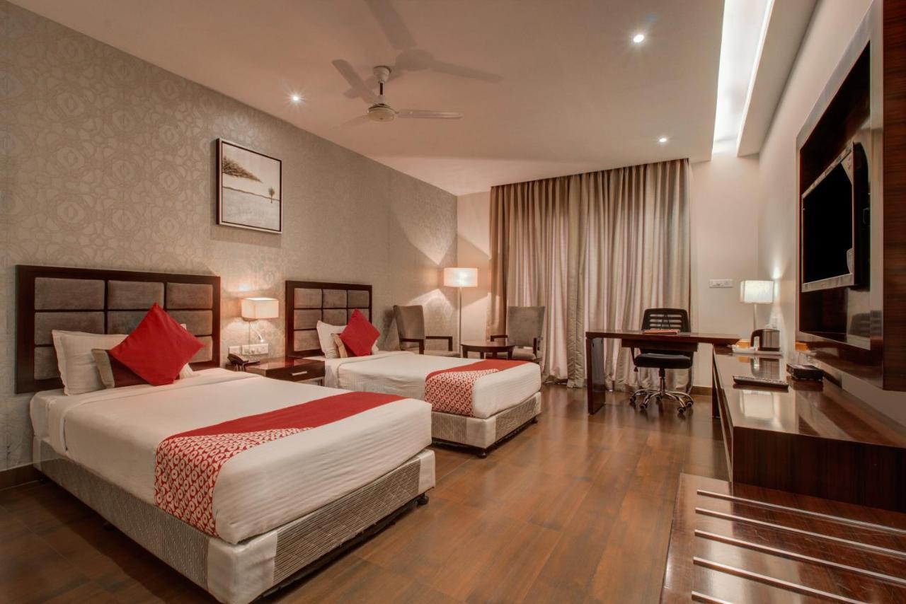 Oyo 3575 The Wave International Hotell Jamshedpur Eksteriør bilde