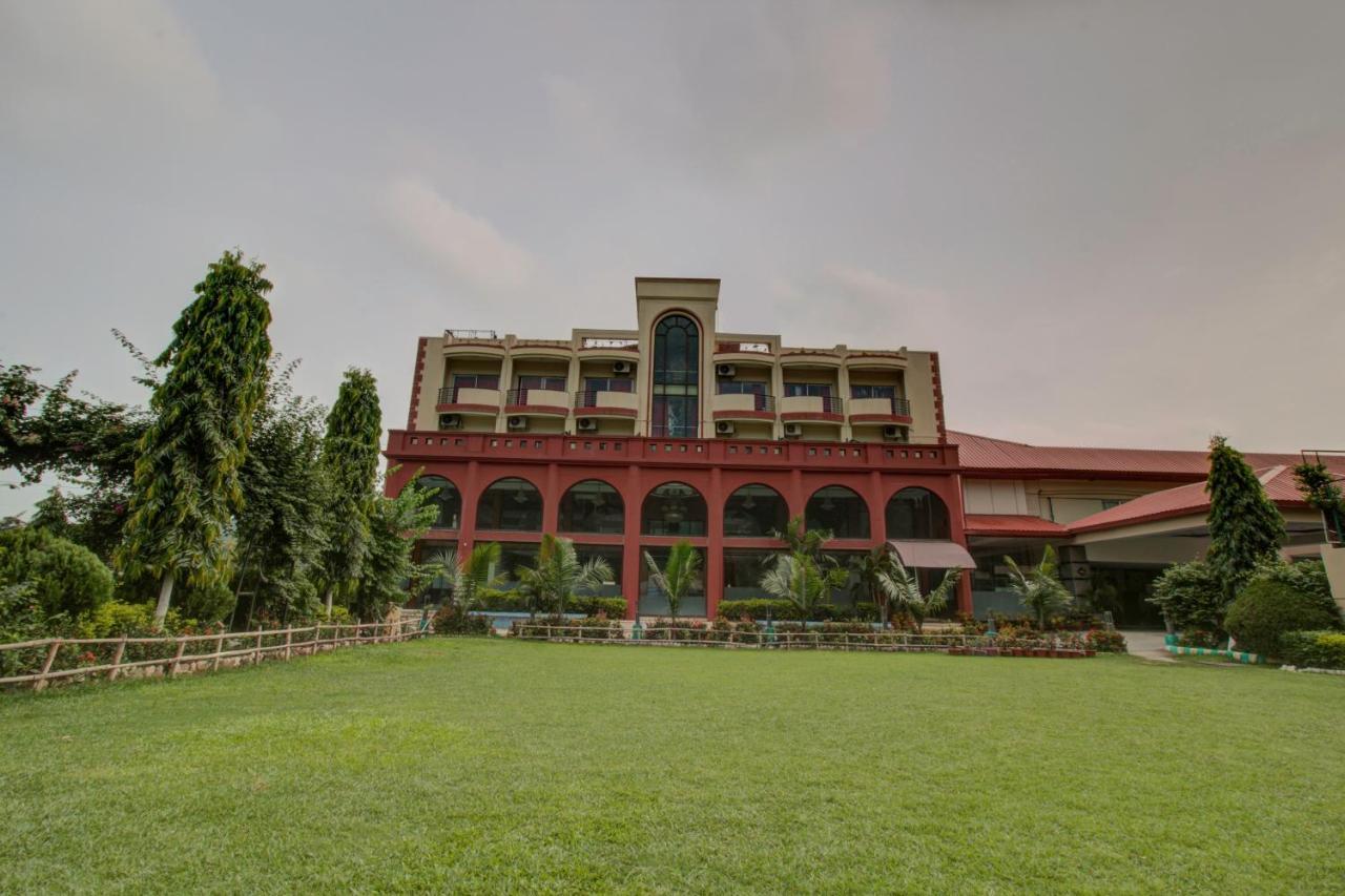 Oyo 3575 The Wave International Hotell Jamshedpur Eksteriør bilde
