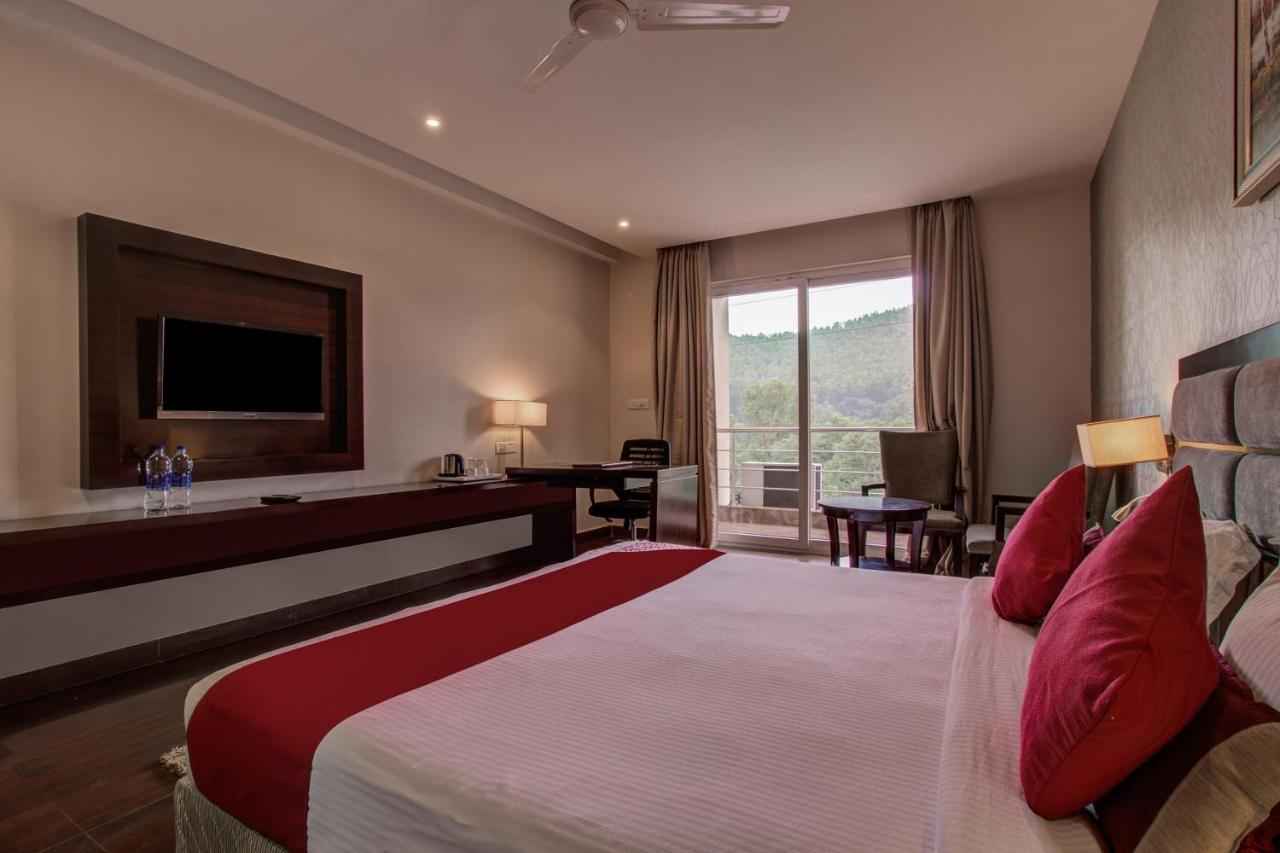 Oyo 3575 The Wave International Hotell Jamshedpur Eksteriør bilde