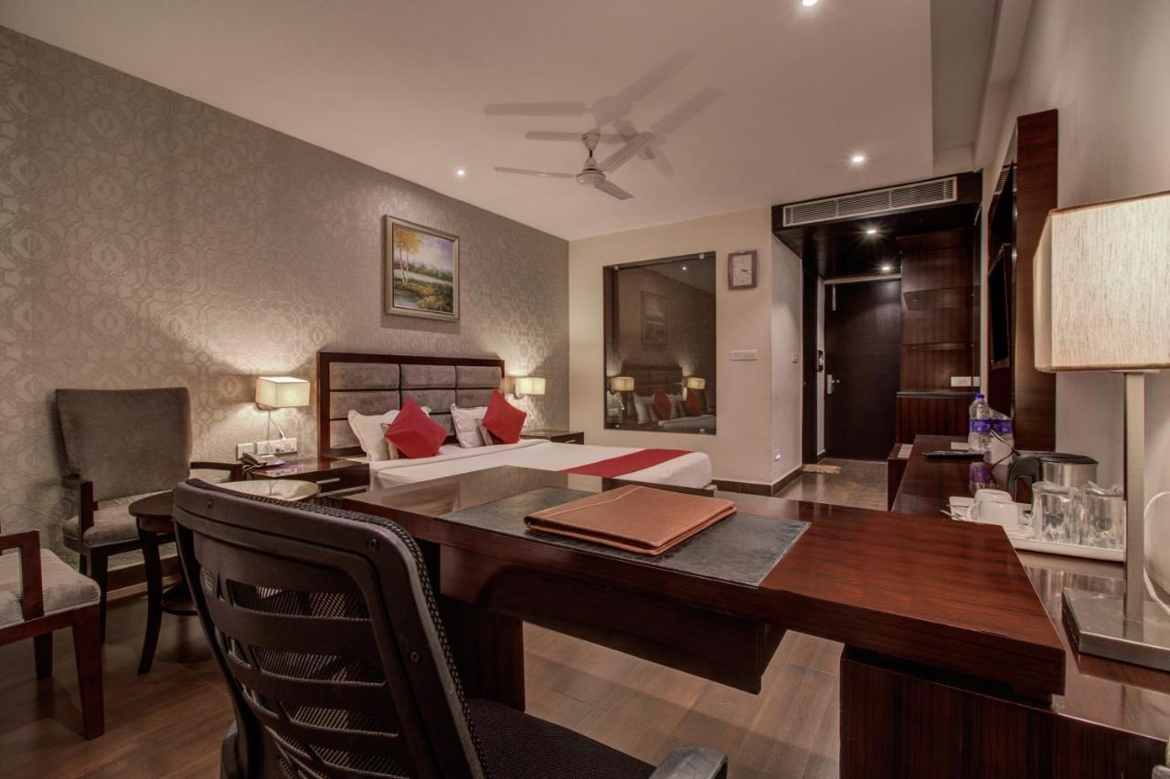 Oyo 3575 The Wave International Hotell Jamshedpur Eksteriør bilde
