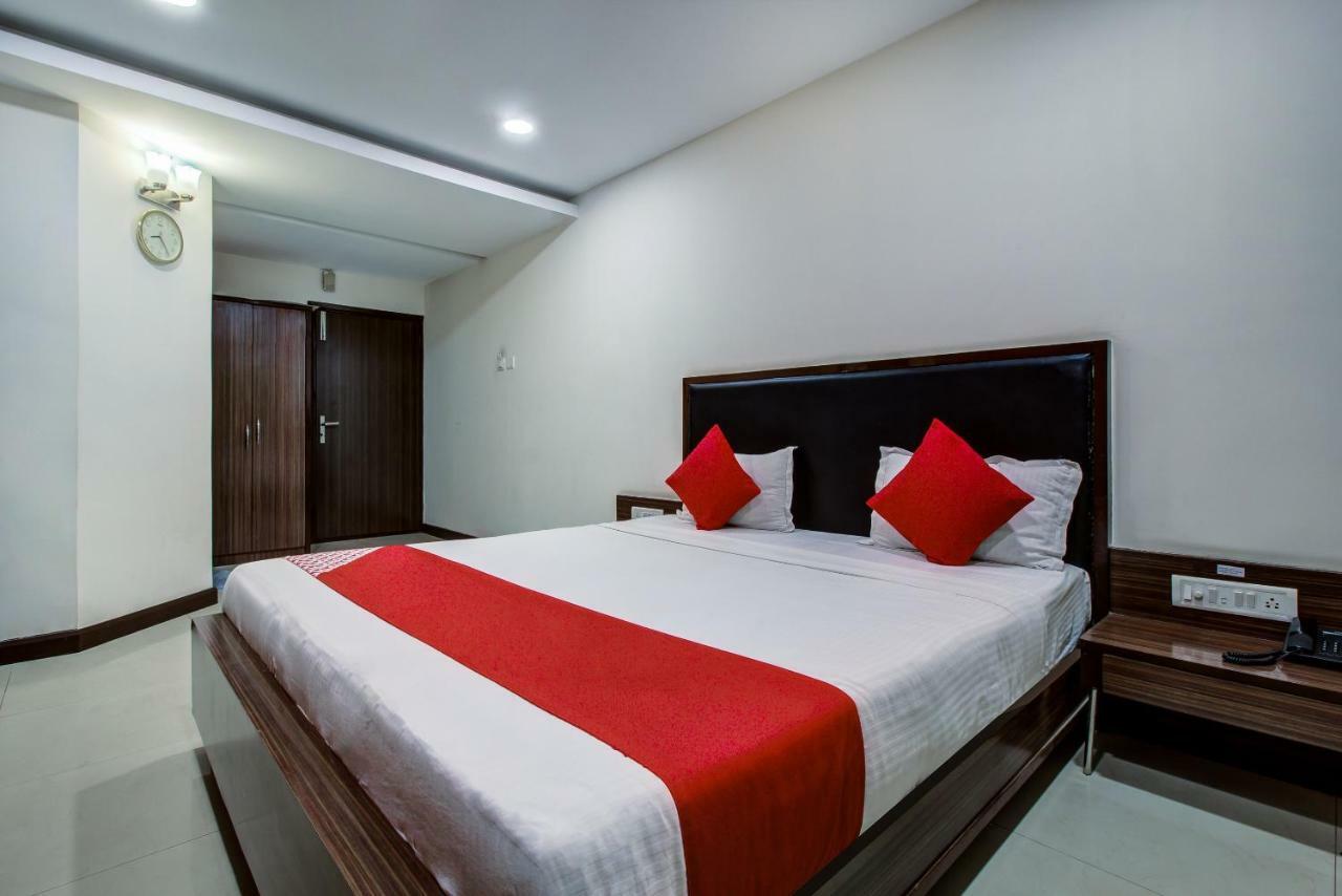 Oyo 3575 The Wave International Hotell Jamshedpur Eksteriør bilde